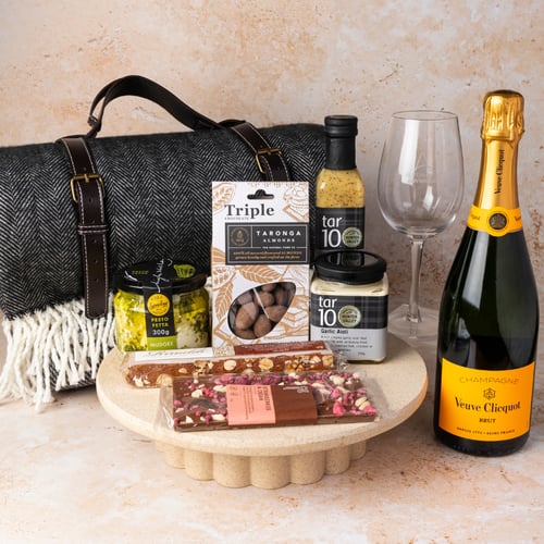 gourmet hamper 1